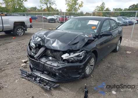 2019 Volkswagen Jetta 1.4T R-Line/1.4T S/1.4T Se from USA, damaged, VIN 3VWC57BU2KM037748